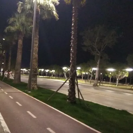 Julia * Vlorë