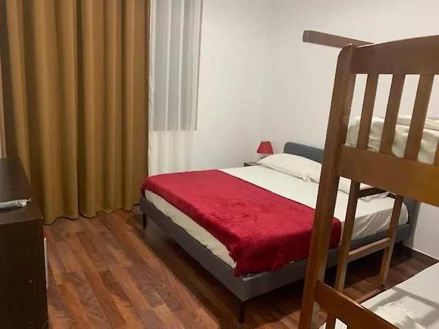 Julia Apartament Wlora